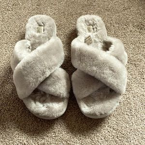 UGG Fuzzette slippers 9